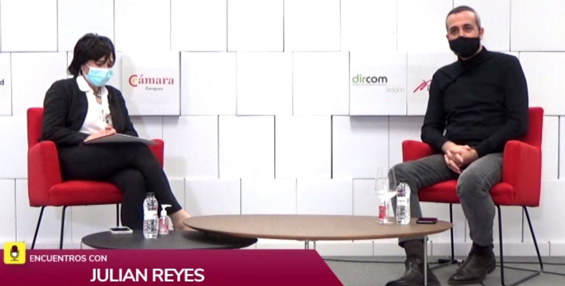 Comunicar sin ego, desapegado del resultado y con pasión son algunas de las claves que harán que nuestra comunicación sea memorable, según Julián Reyes