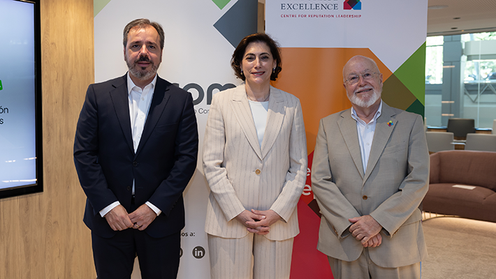 La inteligencia artificial lidera las prioridades estratégicas de las empresas españolas, según el estudio ‘Approaching the Future 2026’
